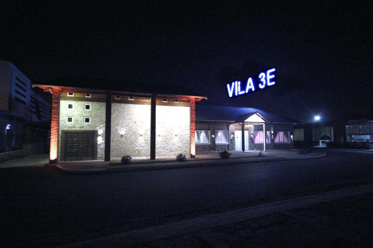 Vila 3E Otel Bërxull Dış mekan fotoğraf